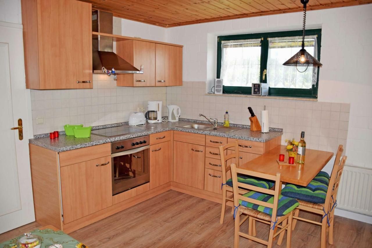 Ferienwohnung Zudar Auf Ruegen Екстер'єр фото