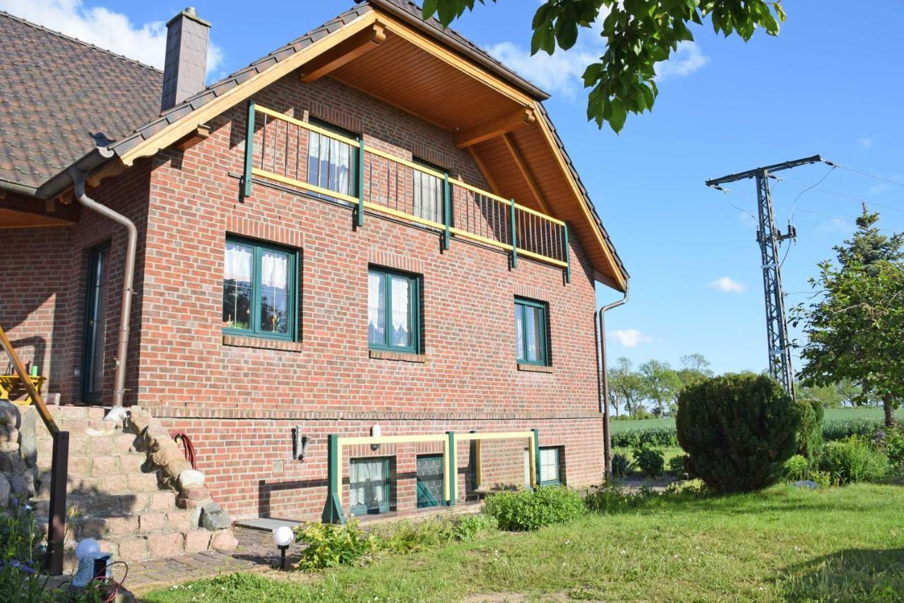 Ferienwohnung Zudar Auf Ruegen Екстер'єр фото