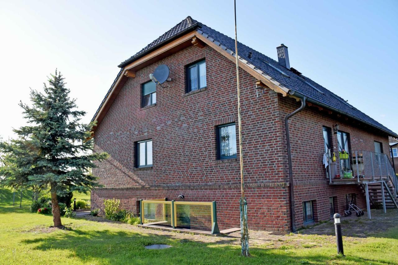 Ferienwohnung Zudar Auf Ruegen Екстер'єр фото