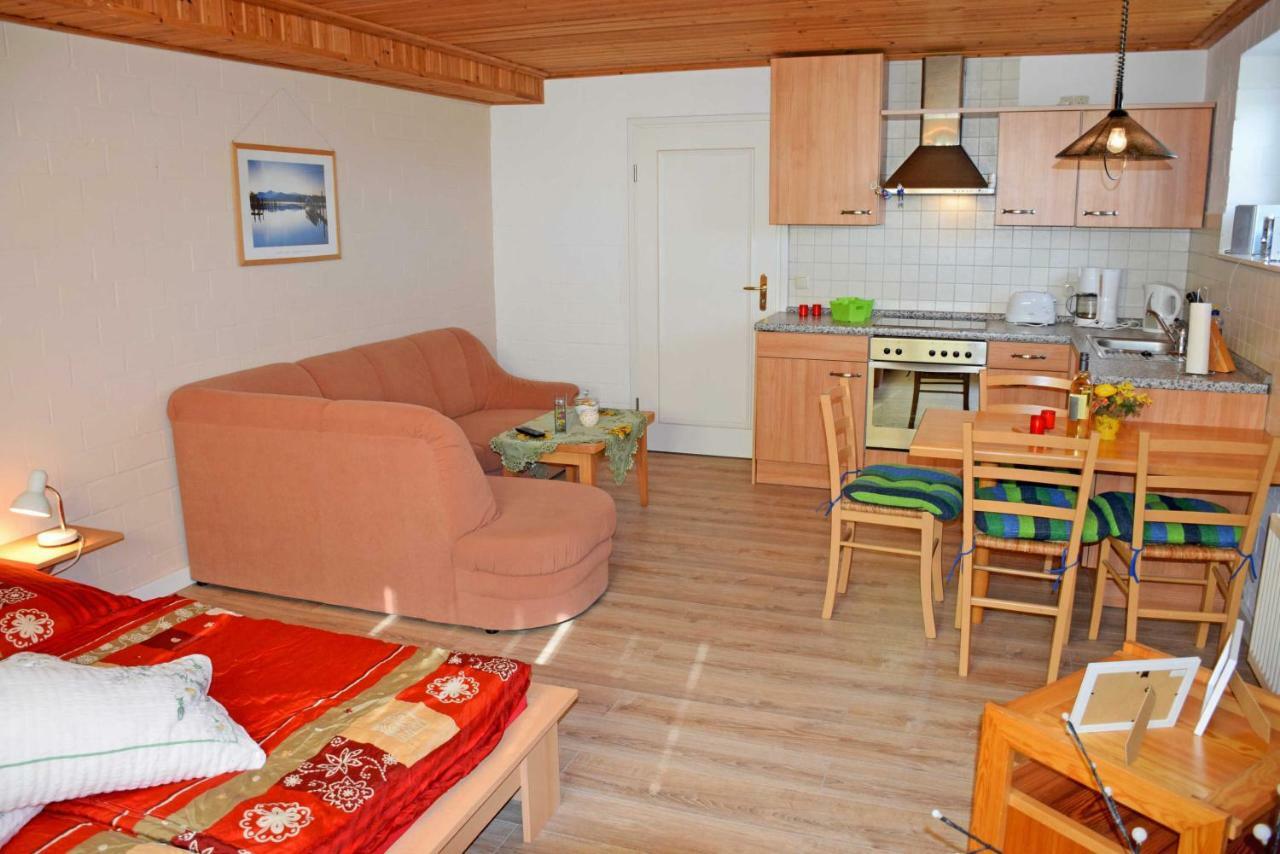 Ferienwohnung Zudar Auf Ruegen Екстер'єр фото
